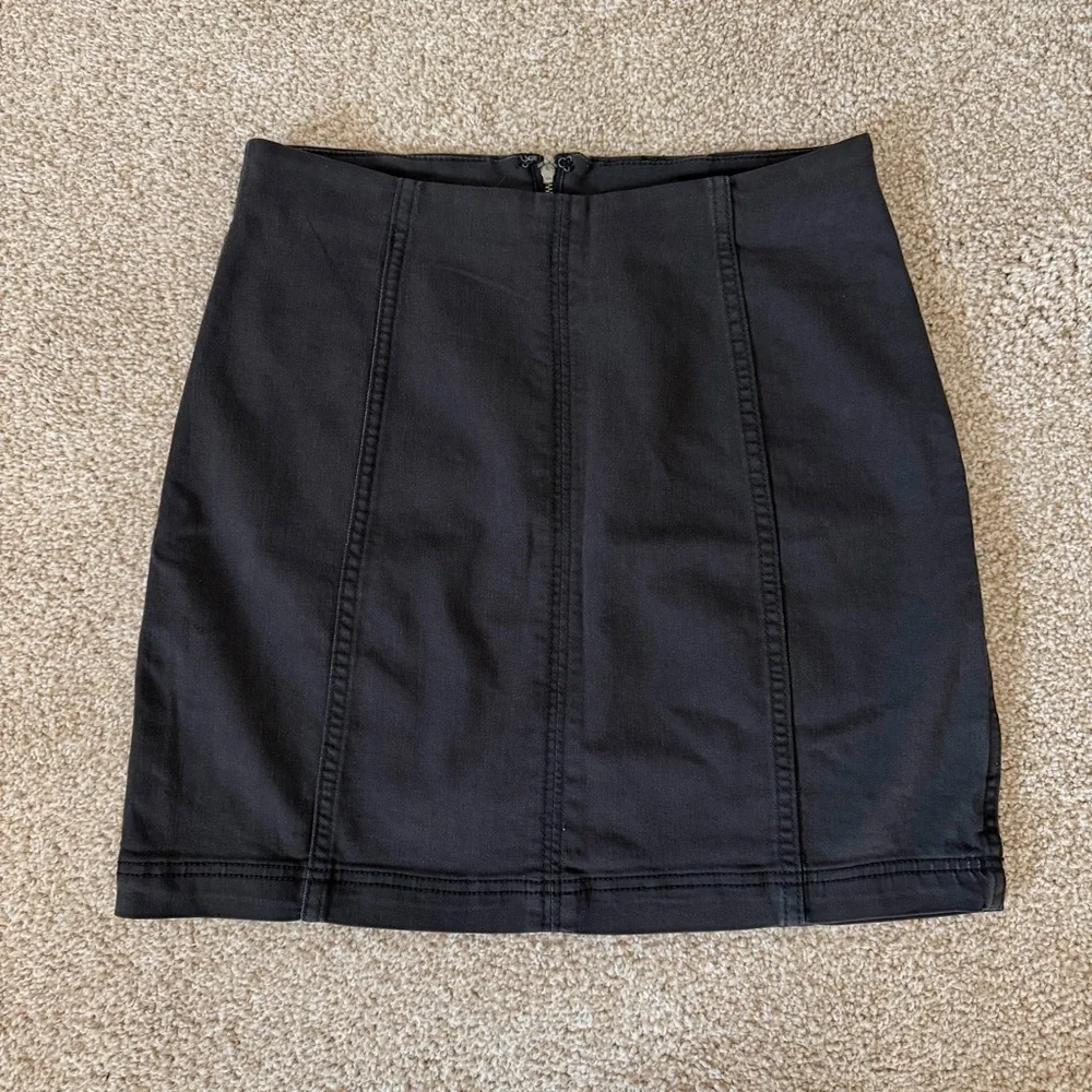 Free People Modern Femme Denim Black Mini Skirt Size 10 Grunge - Picture 2 of 10